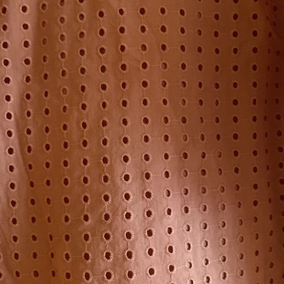 Lot of 4 women’s tops size large. - Picture 5 of 11